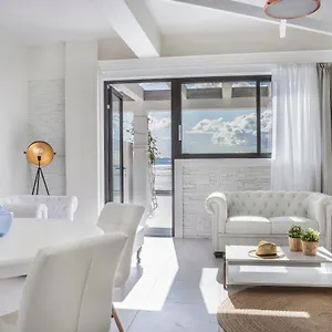 Minetos Apartment